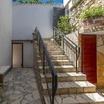 Alma Apartament *